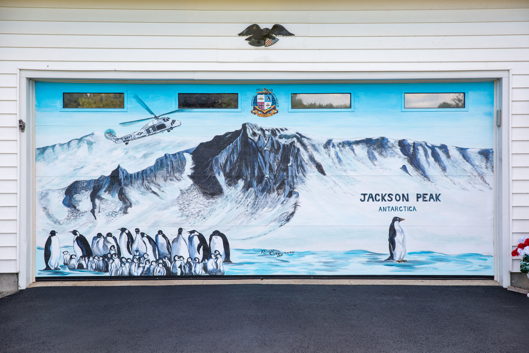 Mural celebrates Navy veteran’s service